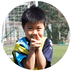 サッカーの子供の写真3